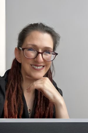 Isa Theobald